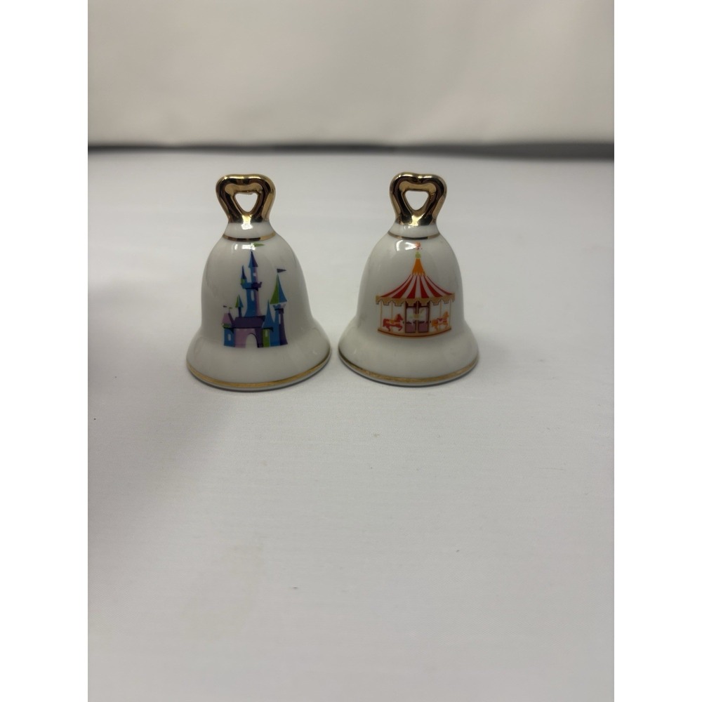 Vintage Disneyland Walt Disney Productions Bell Salt Pepper Shakers Castle Japan